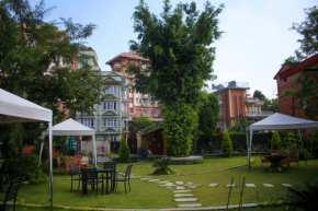 Гостиница Sampada Garden Resort  Катманду
